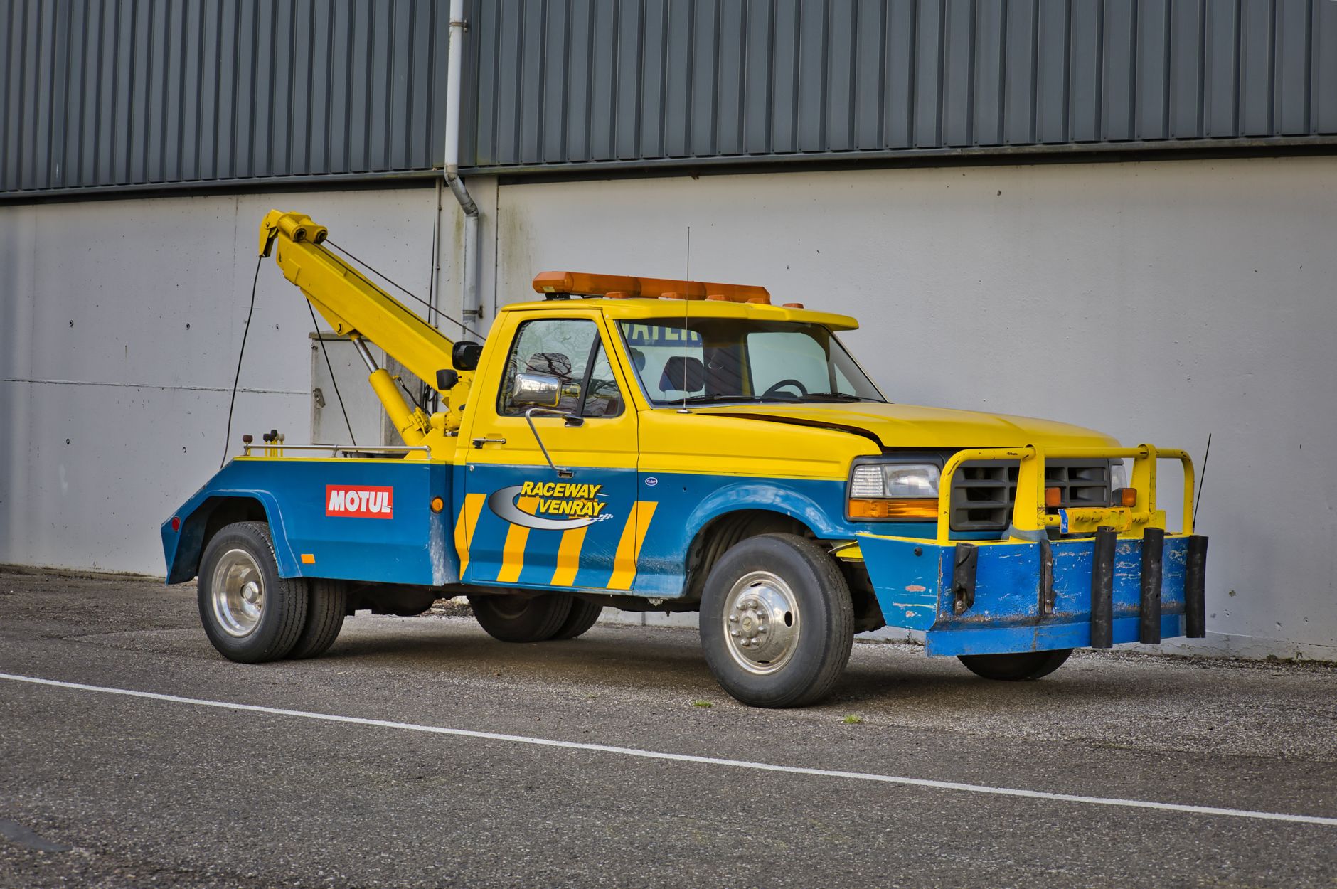 Remorquage voiture équipe à Angoulême